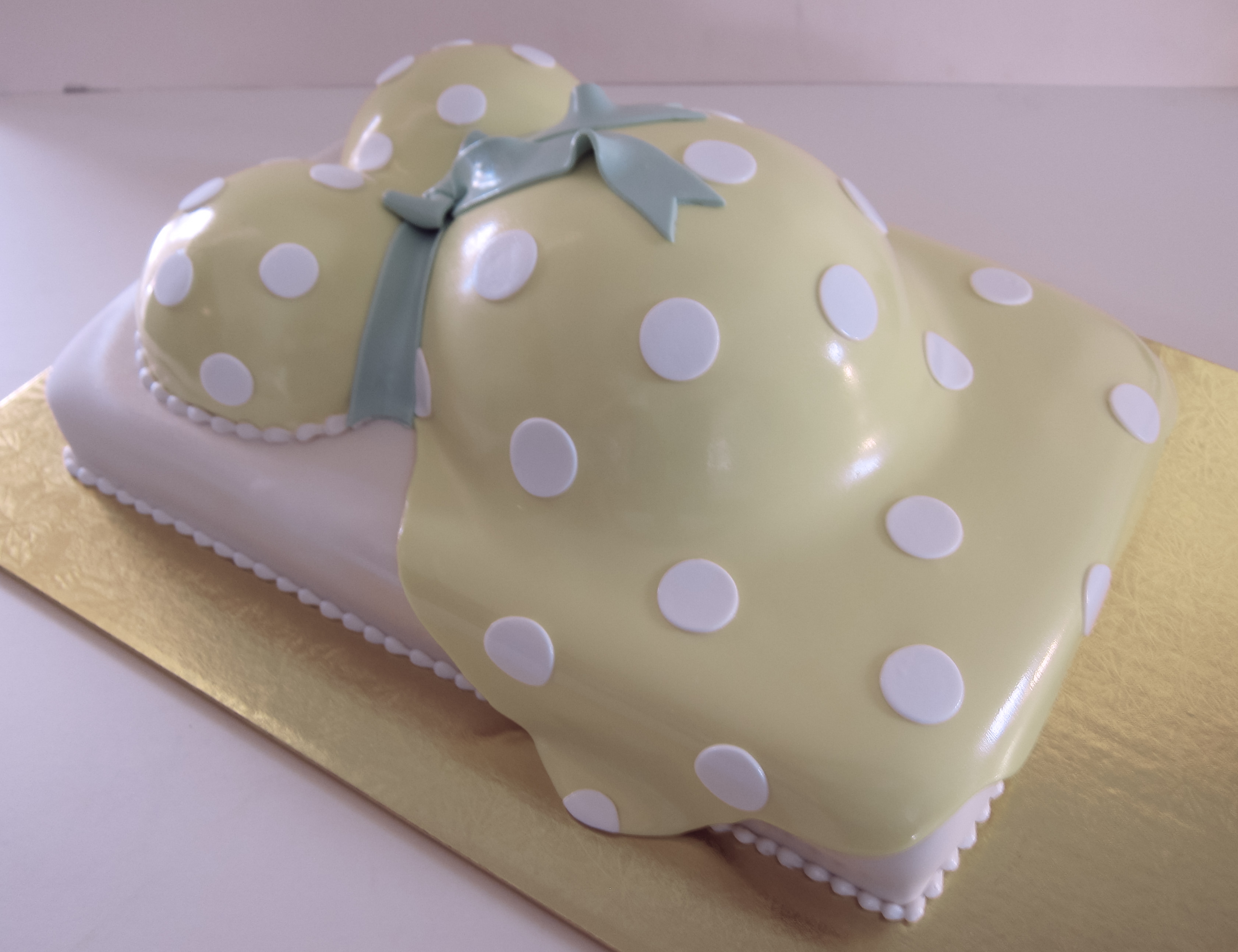 Baby Shower Cakes